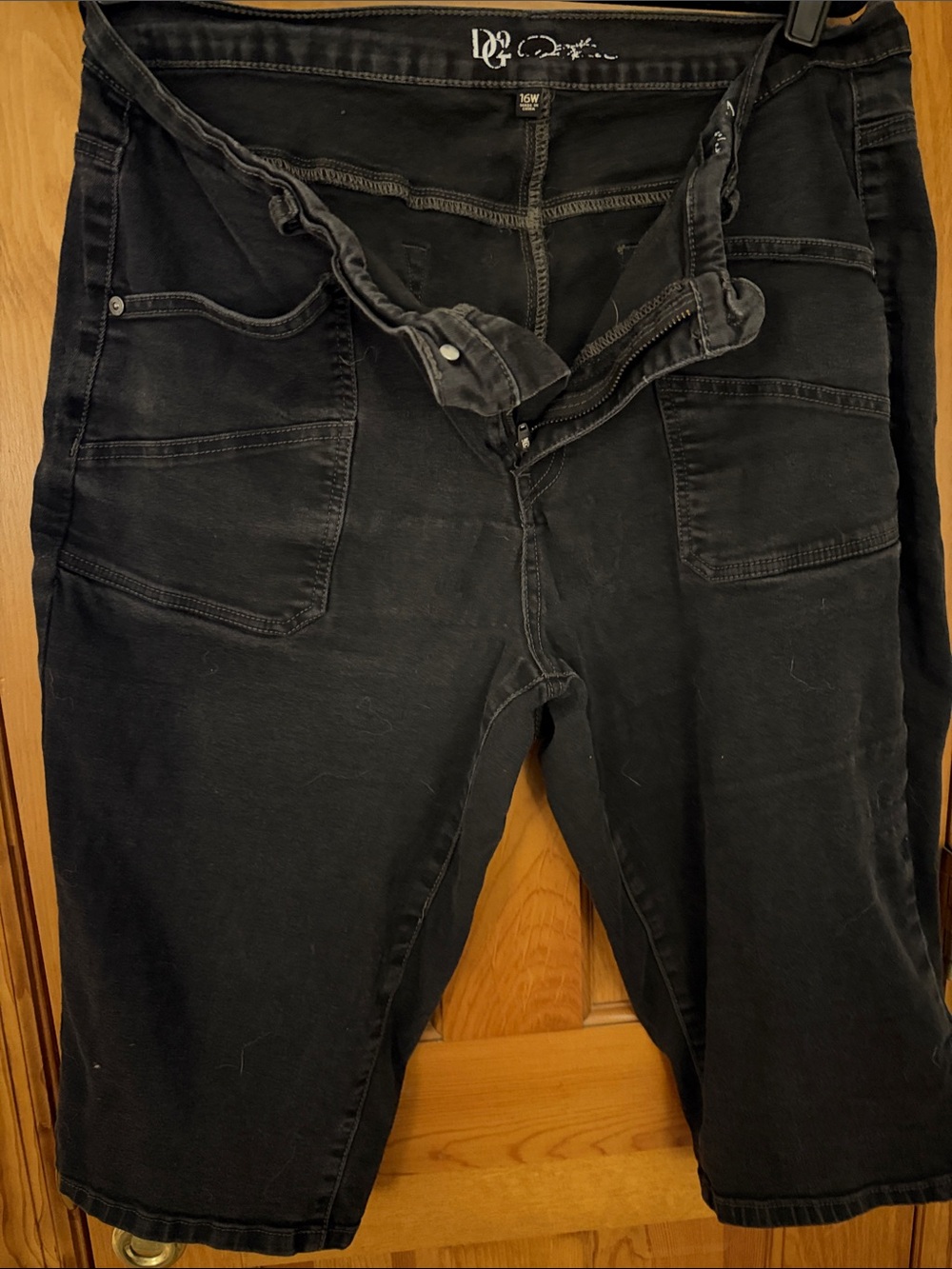 Woman’s capri - Picture 2 of 4